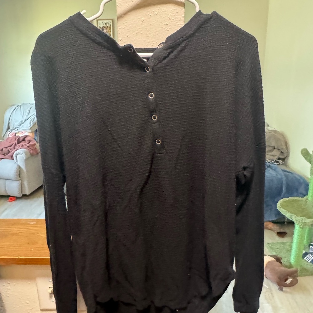 Black Long Sleeve Button-Up Top